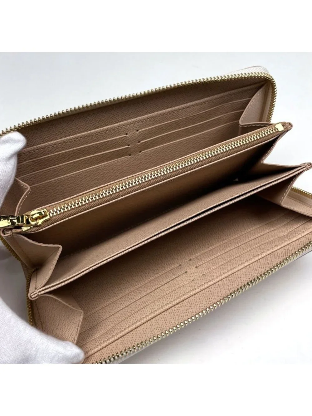 Louis Vuitton Zippy Wallet Zip Around Monogram Dune